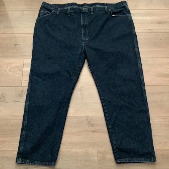 Wrangler Men's Dark Blue Relaxed Fit Jeans - Picture 1 of 10